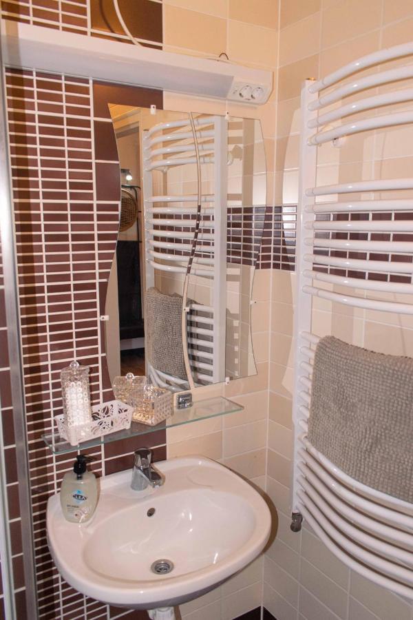 Borostyan Apartmanhaz